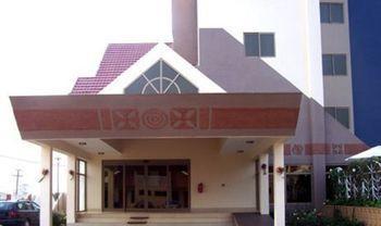 Crystal Rose Hostel Kumasi Extérieur photo